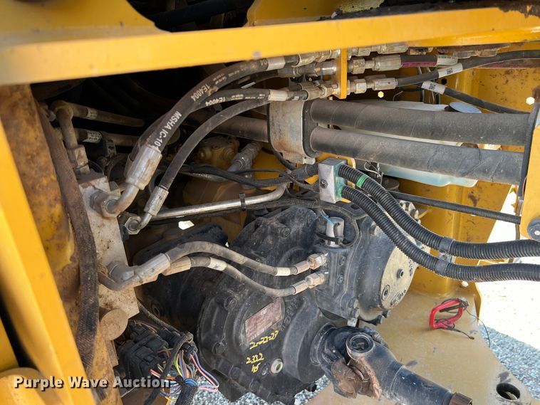 image for item LB9378 2016 Caterpillar 918M  wheel loader