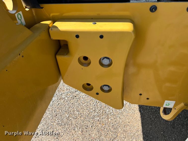 image for item LB9378 2016 Caterpillar 918M  wheel loader