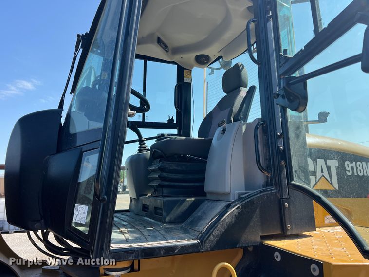 image for item LB9378 2016 Caterpillar 918M  wheel loader