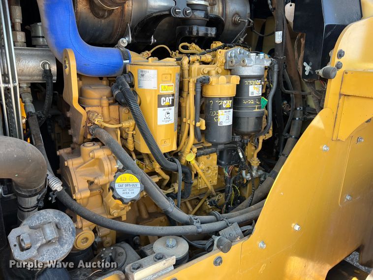 image for item LB9378 2016 Caterpillar 918M  wheel loader