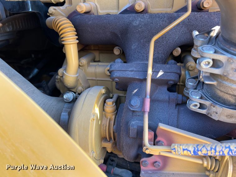 image for item LB9378 2016 Caterpillar 918M  wheel loader