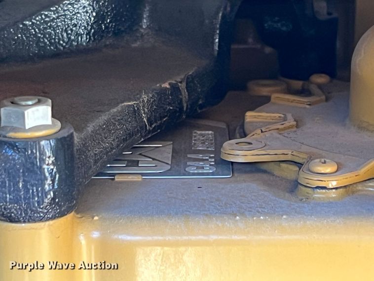 image for item LB9378 2016 Caterpillar 918M  wheel loader