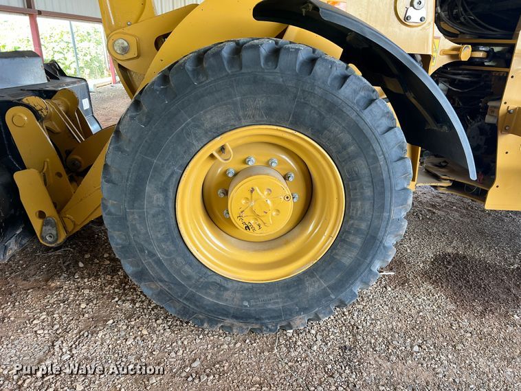 image for item LB9378 2016 Caterpillar 918M  wheel loader