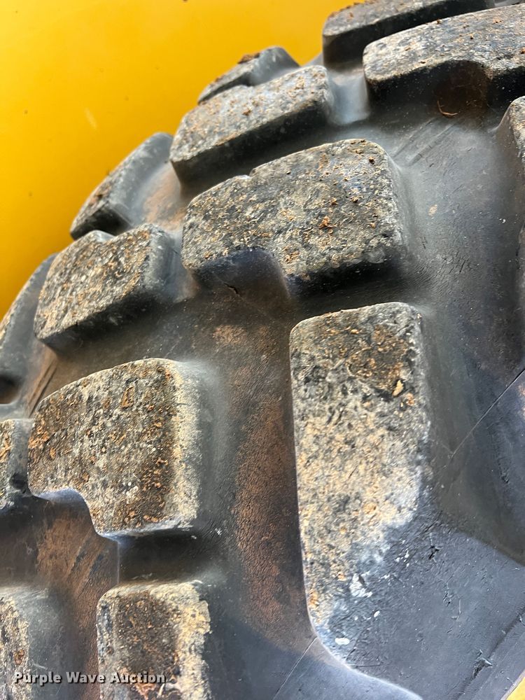 image for item LB9378 2016 Caterpillar 918M  wheel loader