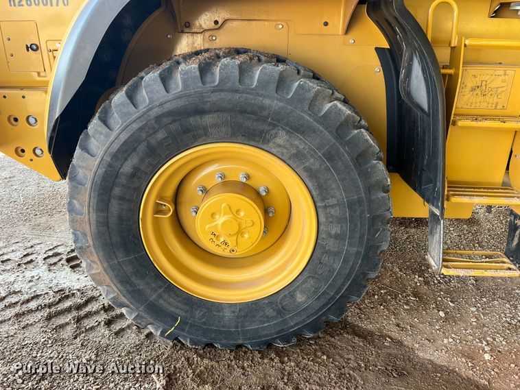 image for item LB9378 2016 Caterpillar 918M  wheel loader