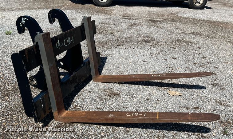 image for item LB9378 2016 Caterpillar 918M  wheel loader