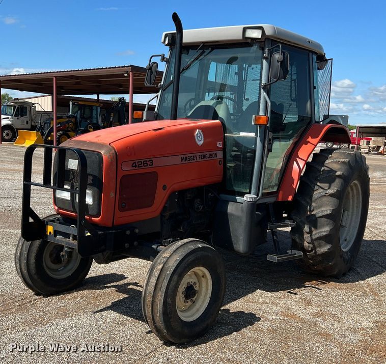 image for item LB9380 2000 Massey Ferguson 4263  tractor