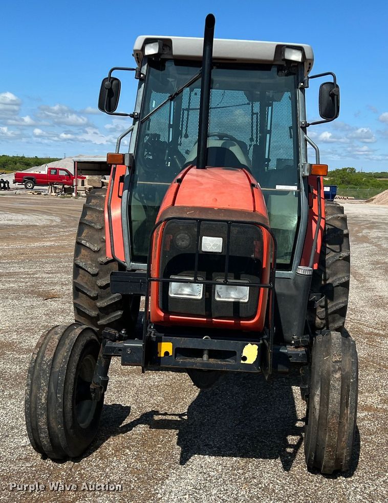 image for item LB9380 2000 Massey Ferguson 4263  tractor