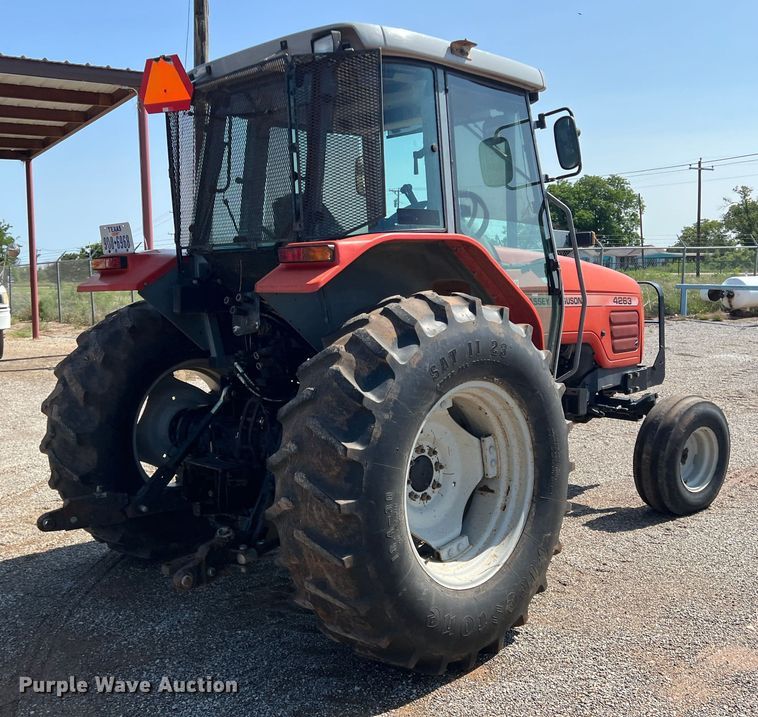 image for item LB9380 2000 Massey Ferguson 4263  tractor