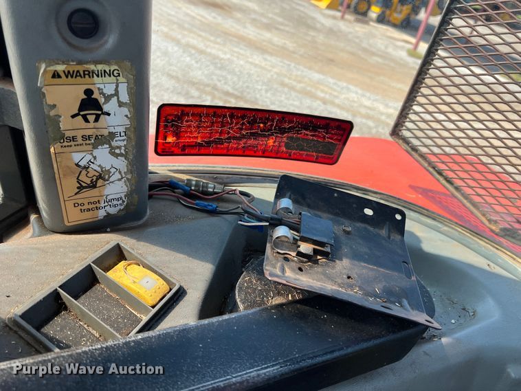 image for item LB9380 2000 Massey Ferguson 4263  tractor