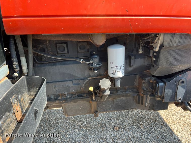 image for item LB9380 2000 Massey Ferguson 4263  tractor