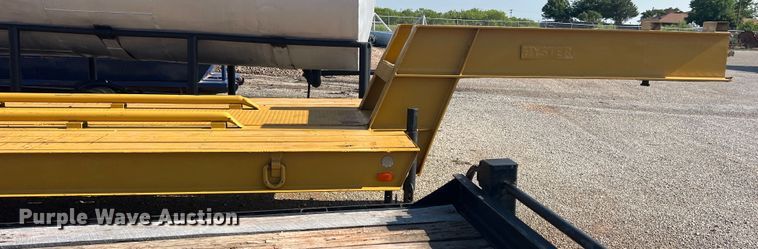 image for item LB9382 1979 Hyster  equipment trailer