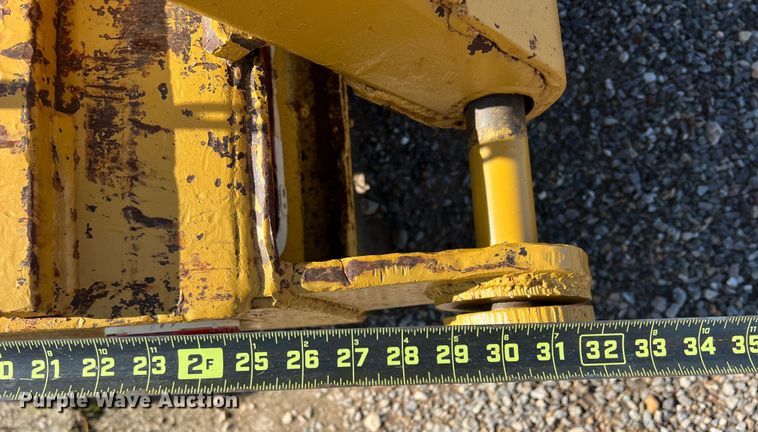 image for item LB9382 1979 Hyster  equipment trailer