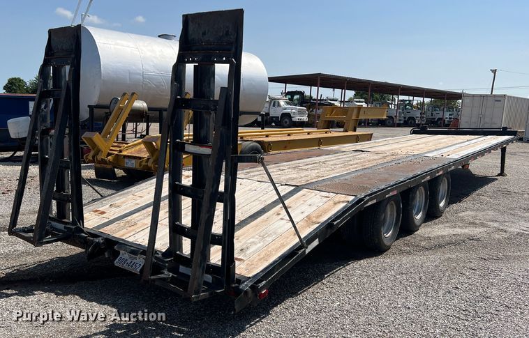 image for item LB9384 2000 Shop built  equipment trailer