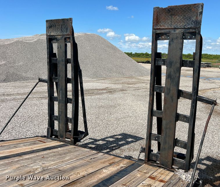 image for item LB9384 2000 Shop built  equipment trailer