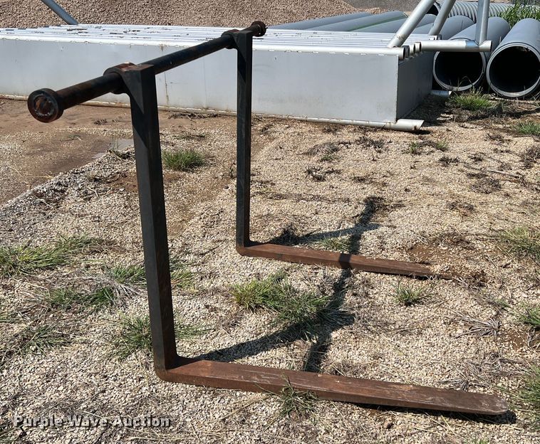 image for item LB9385 Backhoe forks