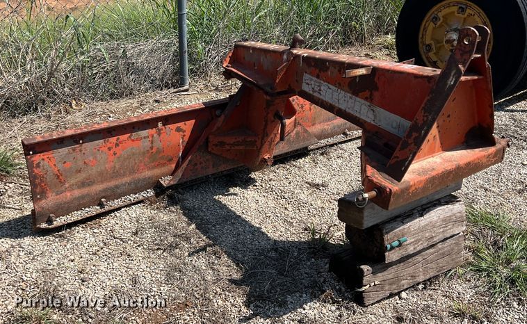 image for item LB9386 Massey Ferguson MF227  dozer blade