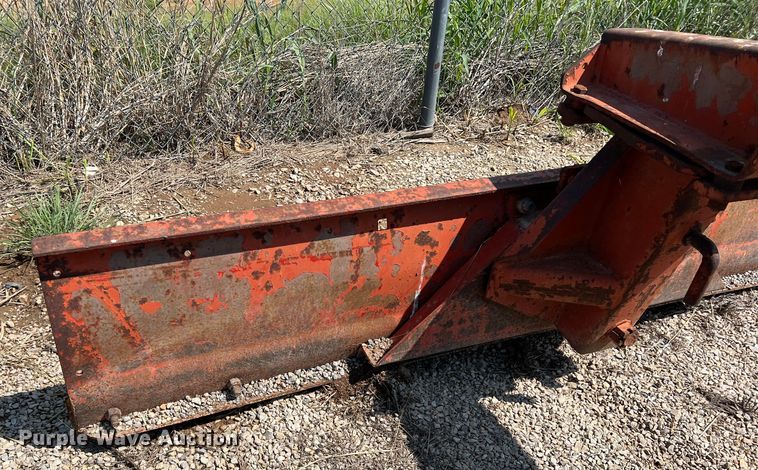 image for item LB9386 Massey Ferguson MF227  dozer blade