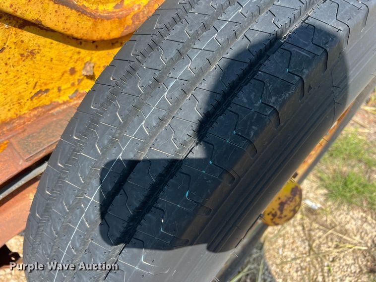 image for item LB9387 Single drum roller