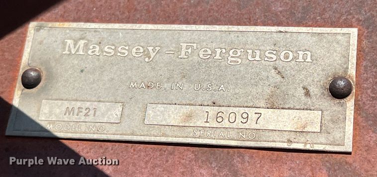 image for item LB9389 Massey Fergusen MF27  tandem disk