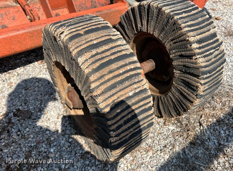 image for item LB9390 Rhino SR-15  batwing rotary mower