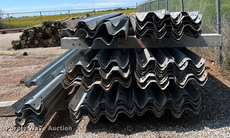 image for item LB9391 Approximately 100 guard rails