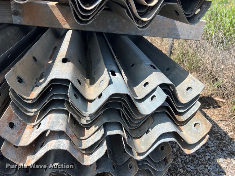 image for item LB9391 Approximately 100 guard rails