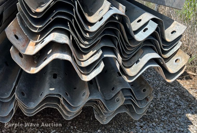 image for item LB9391 Approximately 100 guard rails