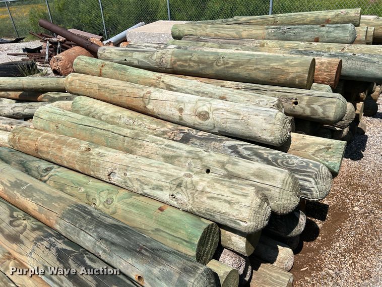 image for item LB9392 Approximately 250 posts