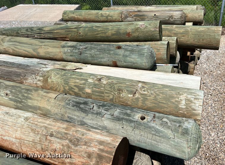 image for item LB9392 Approximately 250 posts