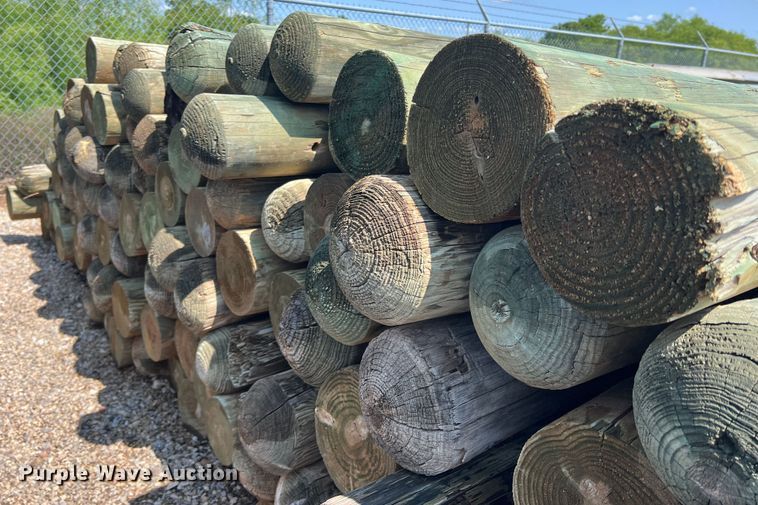 image for item LB9392 Approximately 250 posts