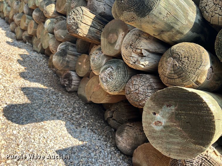 image for item LB9392 Approximately 250 posts