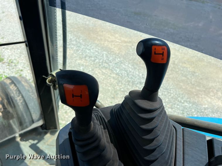 image for item LB9393 2008 New Holland T6020  tractor