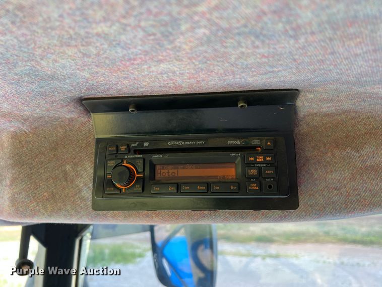 image for item LB9393 2008 New Holland T6020  tractor