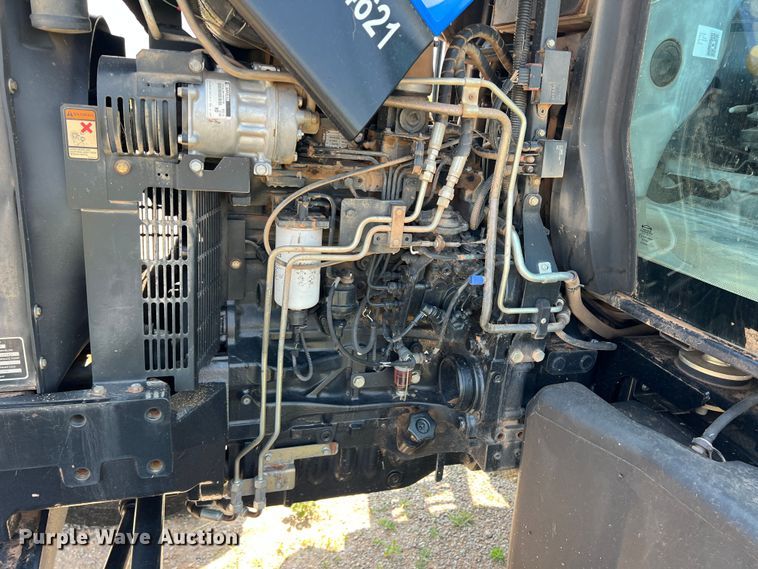 image for item LB9393 2008 New Holland T6020  tractor