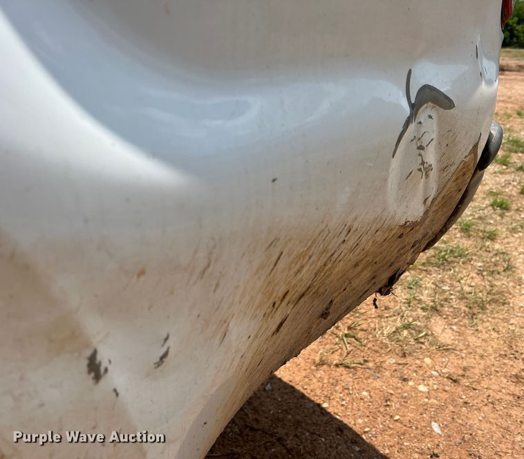 image for item LB9394 2000 Ford F350 Super Duty  Crew Cab pickup truck