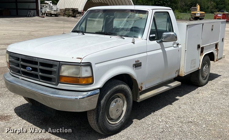 image for item LG9210 1993 Ford F250  utility bed pickup truck