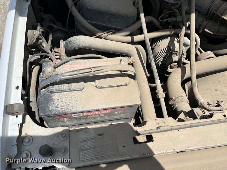 image for item LG9210 1993 Ford F250  utility bed pickup truck