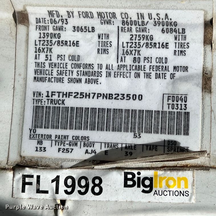 image for item LG9210 1993 Ford F250  utility bed pickup truck