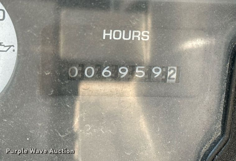 image for item LG9270 2002 American  school bus