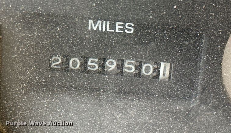 image for item LG9270 2002 American  school bus