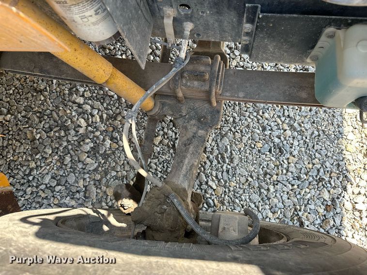 image for item LG9270 2002 American  school bus