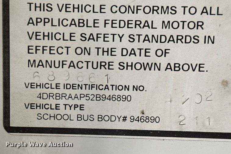 image for item LG9270 2002 American  school bus