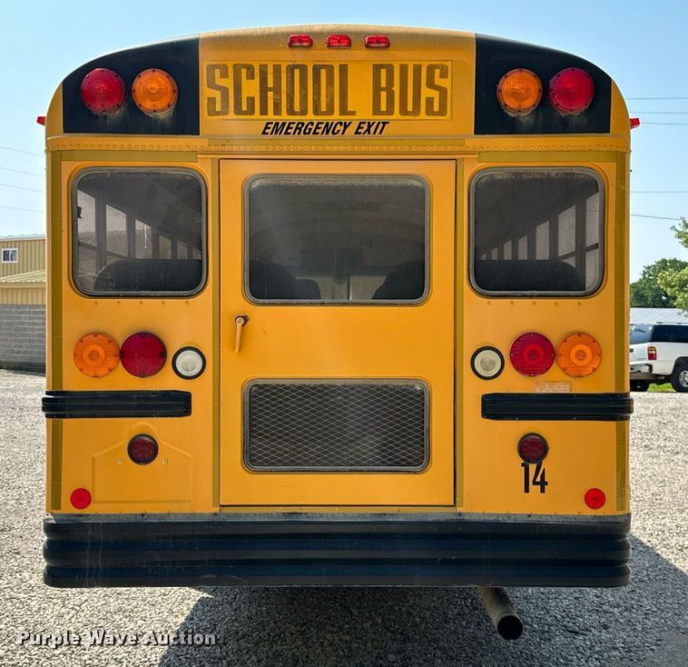 image for item LG9271 2002 American  school bus