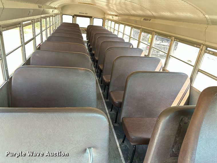 image for item LG9271 2002 American  school bus