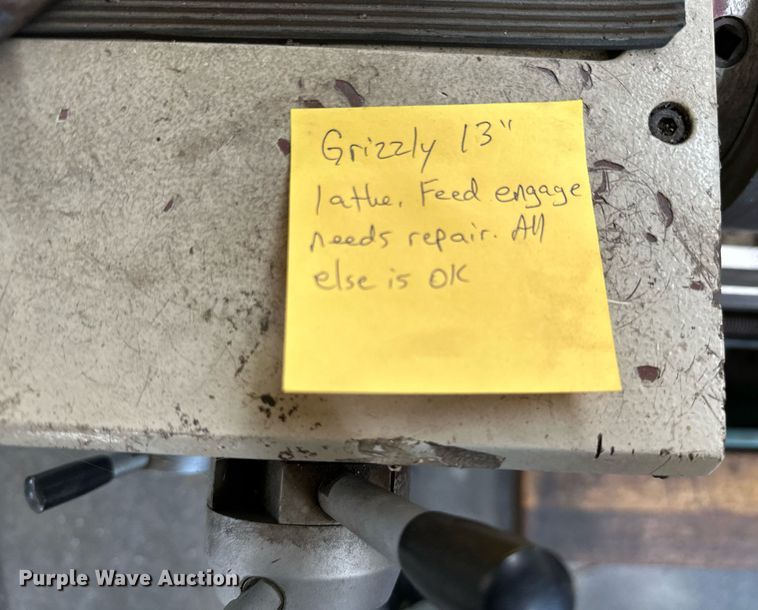 image for item LG9275 Grizzly G9036  lathe