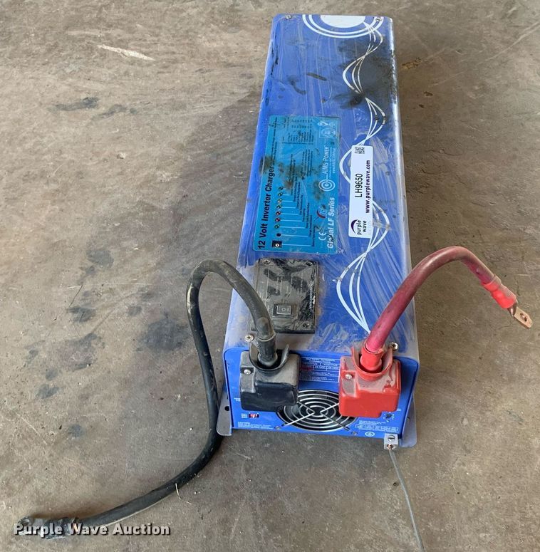 image for item LH9650 Aims Power  inverter