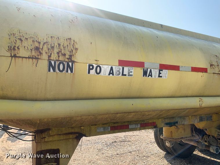 image for item LH9653 1955 Heil  tank trailer