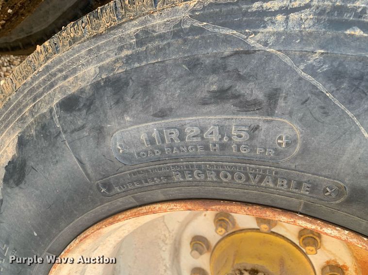 image for item LH9653 1955 Heil  tank trailer