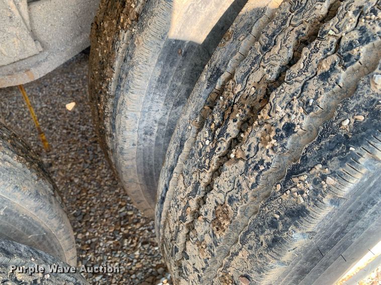 image for item LH9653 1955 Heil  tank trailer